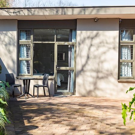 Glen Maine Guest House Pretoria Ngoại thất bức ảnh