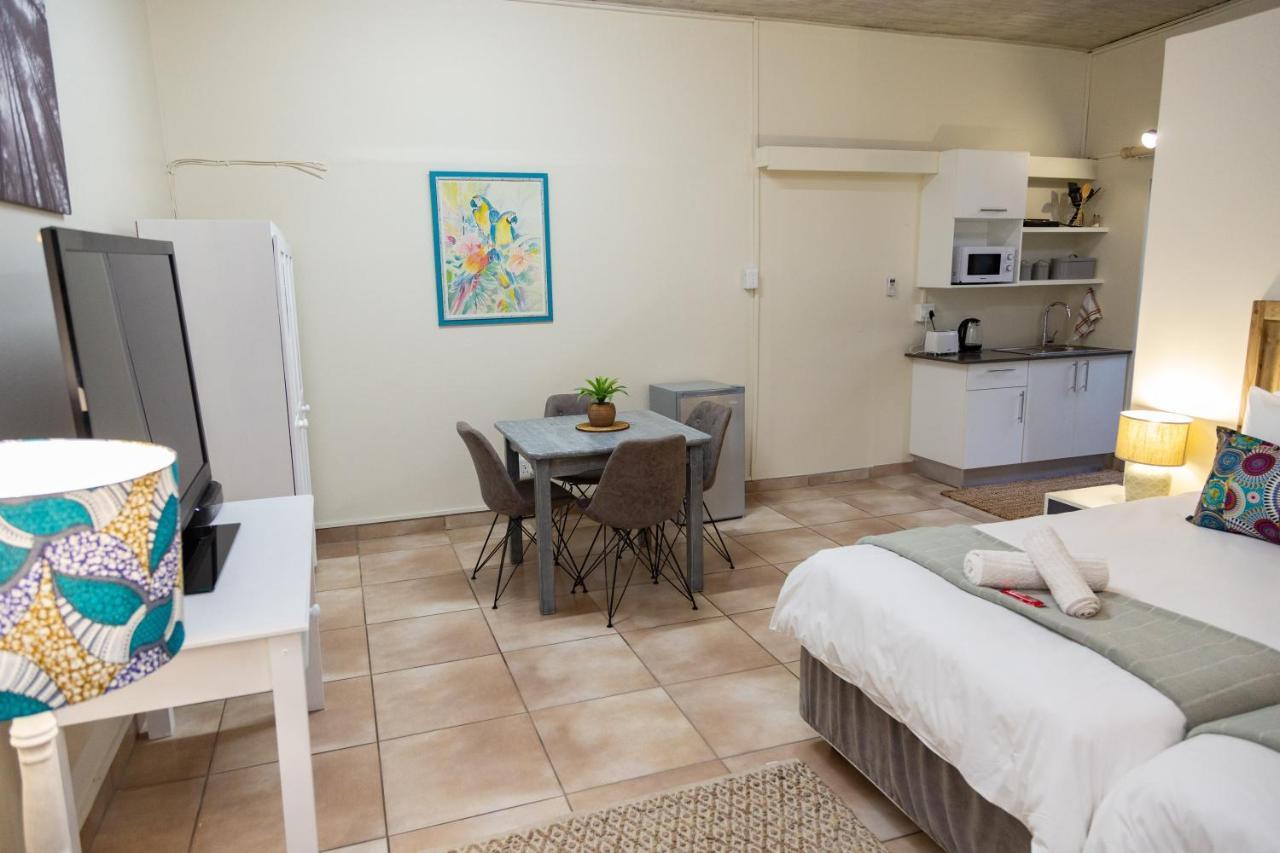Glen Maine Guest House Pretoria Ngoại thất bức ảnh