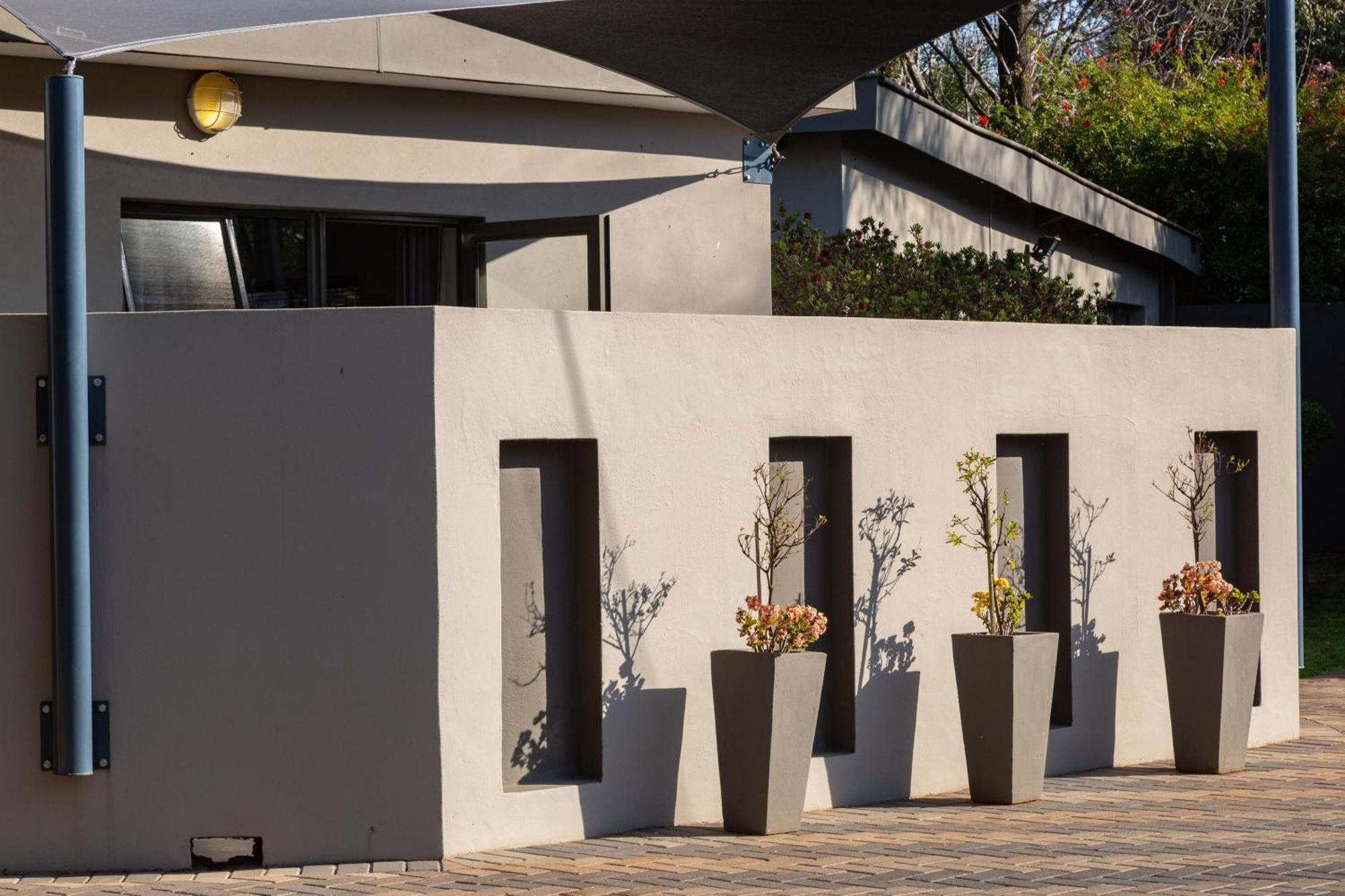 Glen Maine Guest House Pretoria Ngoại thất bức ảnh